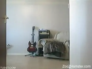 Teen hussy wants doggie's monster cock in pussy