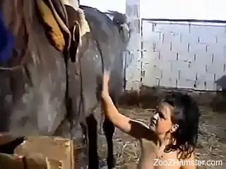 Brunette lady finds the perfect boner to taste