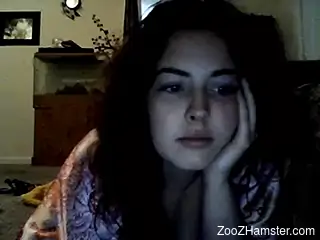 Insolent babe shows off rubbing her pussy during a sexy solo